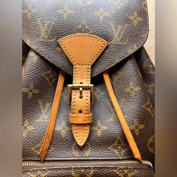 Louis Vuitton Mini Backpack - Picture 4 of 16